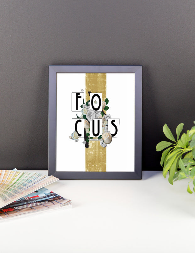 Framed photo paper poster - Focus typography